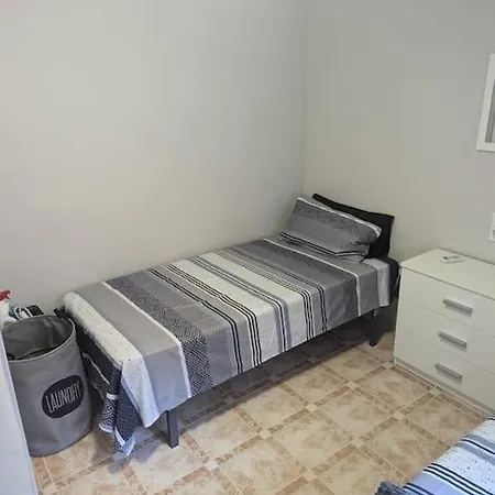 Lovely 3 Bed House On Complex Torrevieja
