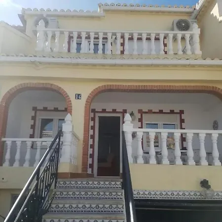 Villa Lovely 3 Bed House On Complex