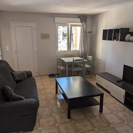 Lovely 3 Bed House On Complex Villa